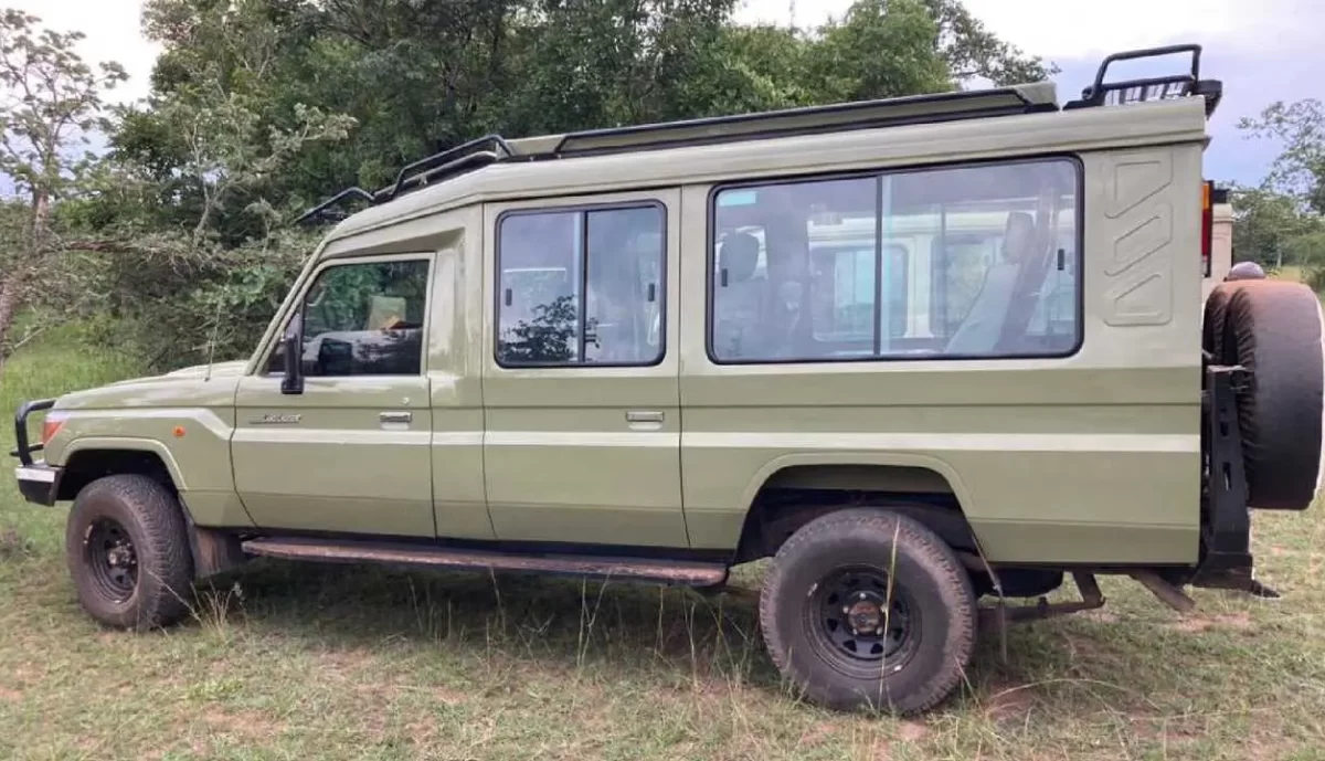 rent a safari landcruiser in Naivasha